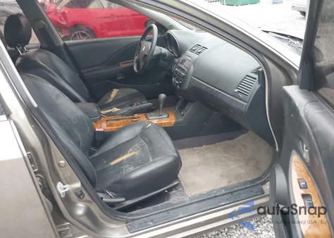 2002 Nissan Altima 2.5 Sl z USA, uszkodzony, nr VIN 1N4AL11D32C114911